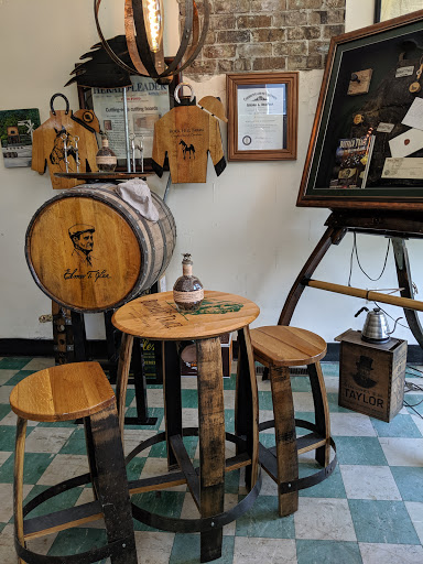 Coffee Shop «Kentucky Knows», reviews and photos, 337 W Broadway St, Frankfort, KY 40601, USA