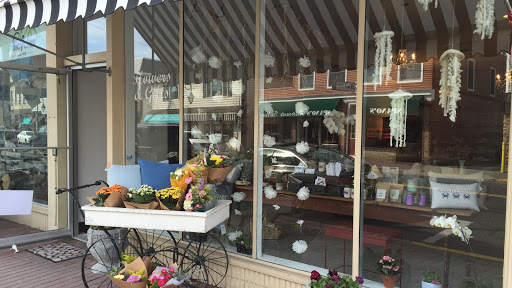 Flowers by Melinda, 1403 Grand Central Ave, Lavallette, NJ 08735, USA, 