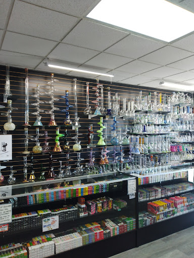 Tobacco Shop «Toke Up Smoke Shop», reviews and photos, 1720 W Southern Ave, Mesa, AZ 85202, USA