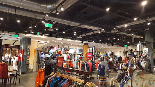 Clothing Store «The North Face», reviews and photos, 825 Dulaney Valley Rd Ste #2045, Towson, MD 21204, USA