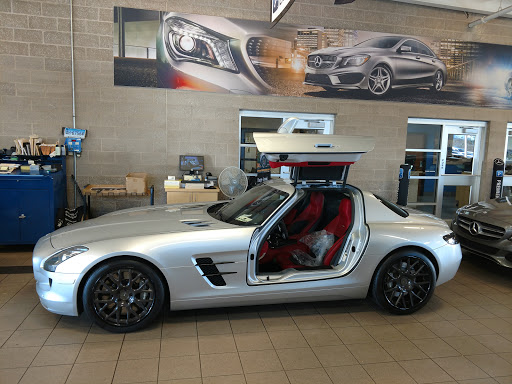 Mercedes Benz Dealer «New Country Motor Cars, Inc», reviews and photos, 1 Weston St, Hartford, CT 06120, USA