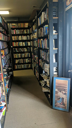 Used Book Store «ReReads», reviews and photos, 2133 Defense Hwy, Crofton, MD 21114, USA