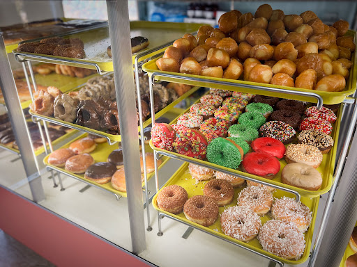 Donut Shop «Rainbow Donuts», reviews and photos, 1271 S Diamond Bar Blvd, Diamond Bar, CA 91765, USA