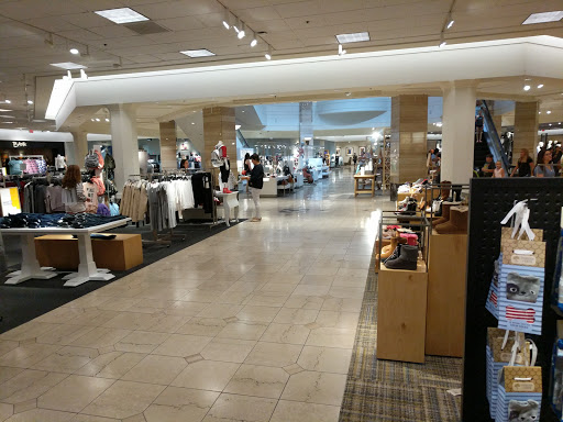 Department Store «Nordstrom», reviews and photos, 501 Garden State Plaza Blvd, Paramus, NJ 07652, USA