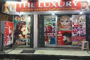 THE LUXURY HAIR AND BEAUTY FAMILY SALON image