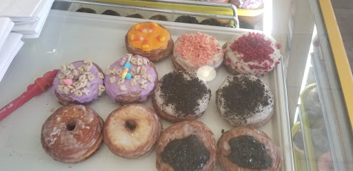 Donut Shop «AM Donut & Yogurt», reviews and photos, 305 Huntington Dr, Monrovia, CA 91016, USA