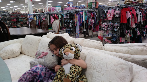 Thrift Store «Goodwill Central St. Petersburg Store», reviews and photos