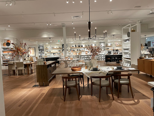 Furniture Store «Crate and Barrel», reviews and photos, 2801 W Big Beaver Rd, Troy, MI 48084, USA