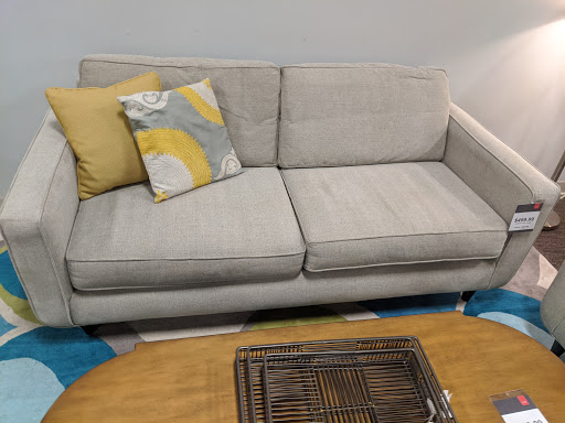 Furniture Rental Service «CORT Furniture Rental & Clearance Center», reviews and photos, 13946 Lee Jackson Memorial Hwy, Chantilly, VA 20151, USA