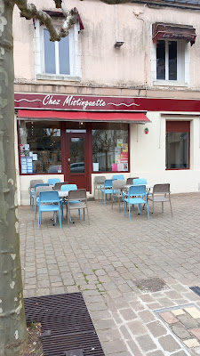 Chez mistinguette à Henrichemont