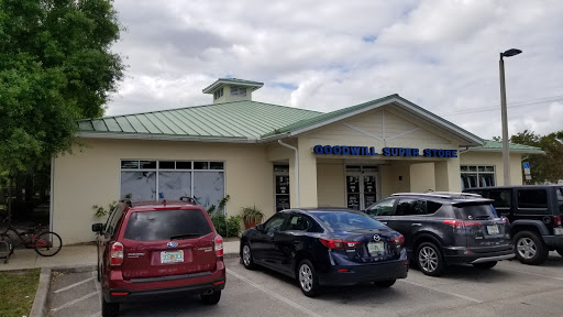 Thrift Store «Goodwill Jupiter Super Store & Donation Center», reviews and photos, 1280 W Indiantown Rd, Jupiter, FL 33458, USA