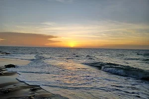 Batalaale beach image