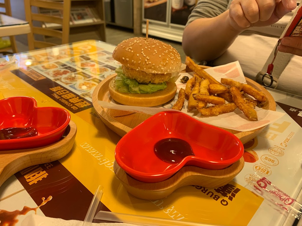 Q Burger 林口國小店 的照片