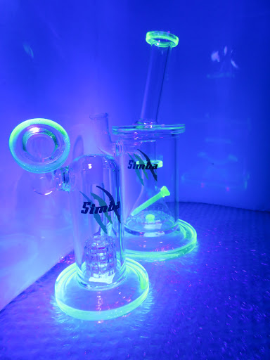 Tobacco Shop «Purple Haze Smoke Shop», reviews and photos, 9857 Topanga Canyon Blvd, Chatsworth, CA 91311, USA