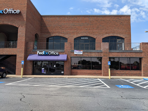 FedEx Office Print & Ship Center, 440 Ernest W Barrett Pkwy NW #68, Kennesaw, GA 30144, USA, 