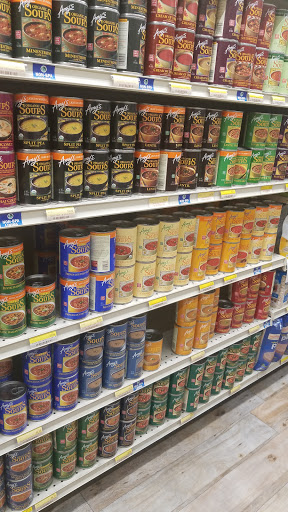 Gourmet Grocery Store «Yes! Organic Market Capitol Hill», reviews and photos, 410 8th St SE, Washington, DC 20003, USA