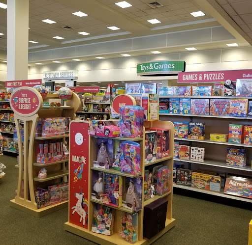 Book Store «Barnes & Noble», reviews and photos, 58 S 32nd St, Camp Hill, PA 17011, USA