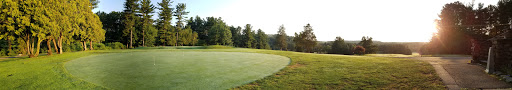 Country Club «Amesbury Golf and Country Club», reviews and photos, 3 Country Club Rd, Amesbury, MA 01913, USA