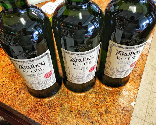 Liquor Store «Downtown Spirits», reviews and photos, 2300 7th Ave, Seattle, WA 98121, USA