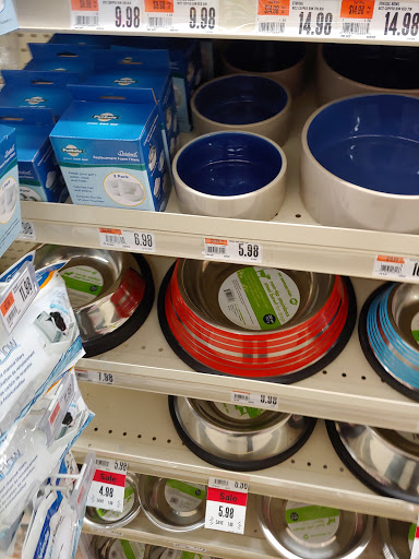 Pet Supply Store «Pet Supplies Plus», reviews and photos, 18610 W Bluemound Rd, Brookfield, WI 53045, USA