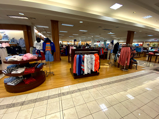 Shopping Mall «Charlottesville Fashion Square», reviews and photos, 1600 Rio Rd E, Charlottesville, VA 22901, USA