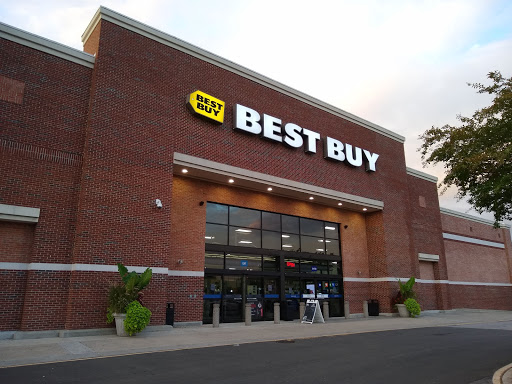 Shopping Mall «Crossroads Plaza», reviews and photos, 213 Crossroads Blvd, Cary, NC 27518, USA