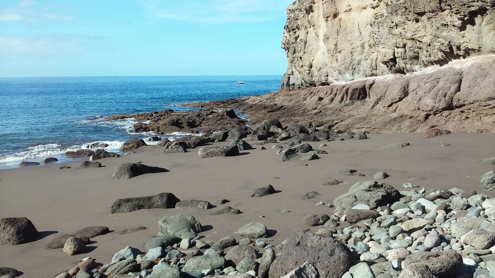 Photo de Playa de Tiritana avec un niveau de propreté de très propre