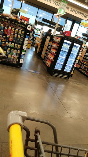 Grocery Store «Food 4 Less», reviews and photos, 4400 Slauson Ave, Maywood, CA 90270, USA