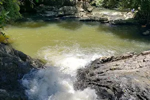 Cachoeira Oma Paula image
