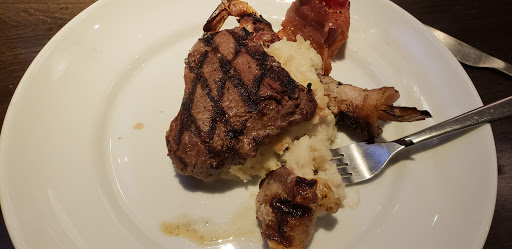 Sports Bar «Dave & Busters», reviews and photos