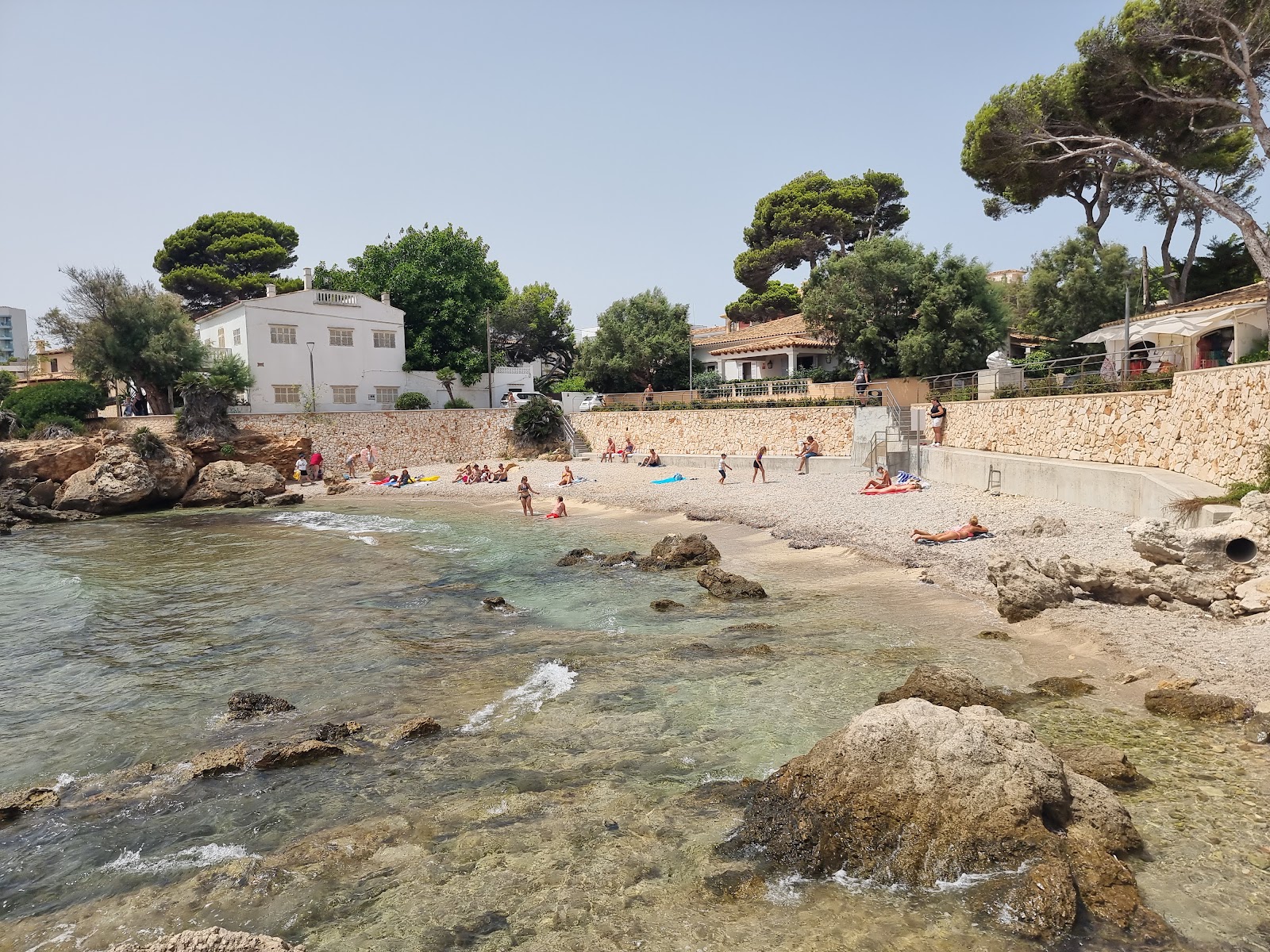 Platja de na Ferradura'in fotoğrafı çok temiz temizlik seviyesi ile