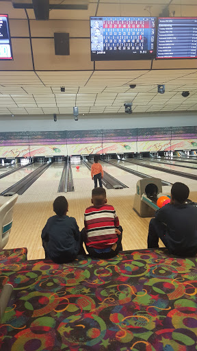 Bowling Alley «Shore Lanes», reviews and photos, 31100 Harper Ave, St Clair Shores, MI 48082, USA