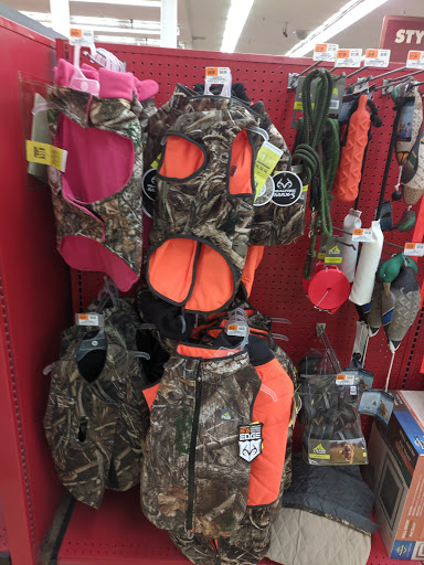 Pet Supply Store «Petco Animal Supplies», reviews and photos, 10 Sylvan St, Peabody, MA 01960, USA