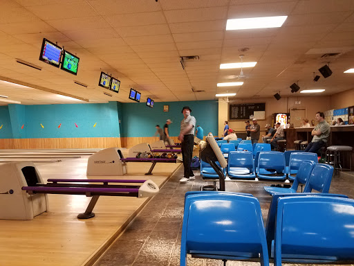 Bowling Alley «Calhoun Bowling Center», reviews and photos, 123 Columbus Cir NE, Calhoun, GA 30701, USA