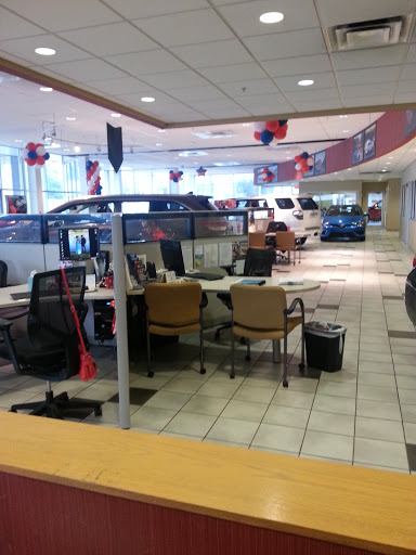 Used Car Dealer «Younger Toyota», reviews and photos, 1945 Dual Hwy, Hagerstown, MD 21740, USA