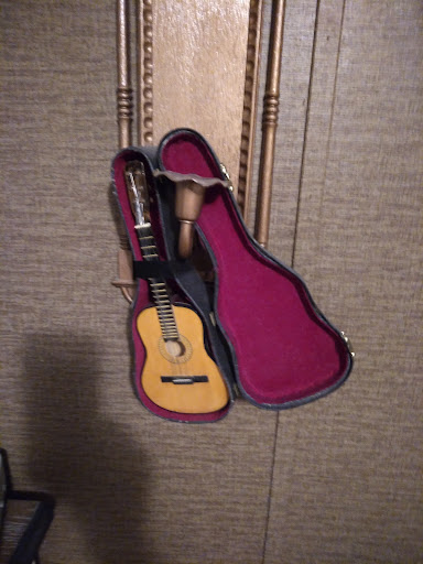 Corbin Pawn Shop, 200 S Main St, Corbin, KY 40701, USA, 