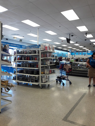 Clothing Store «Ross Dress for Less», reviews and photos, 241 N Glendale Ave, Glendale, CA 91206, USA