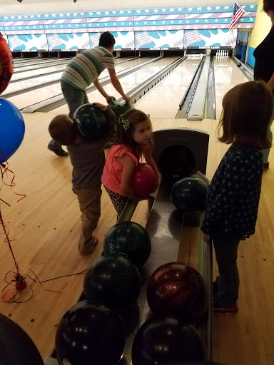 Bowling Alley «Venture Lanes», reviews and photos, 6300 Maccorkle Ave, St Albans, WV 25177, USA