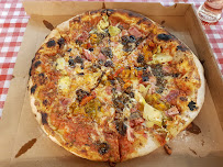 Plats et boissons du Pizzeria Lombardi's Pizza Mandelieu à Mandelieu-la-Napoule - n°1