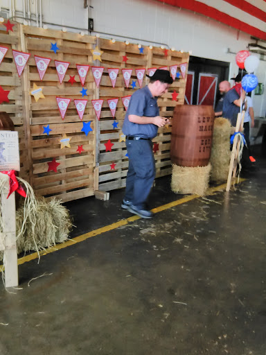 Truck Rental Agency «U-Haul Moving & Storage of Madison», reviews and photos, 121 Moving Center Ct, Madison, TN 37115, USA