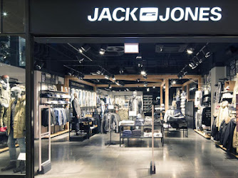 JACK & JONES