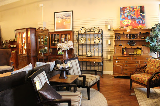 Used Furniture Store «Hometown Refurnishing», reviews and photos, 24 E Main St, Ephrata, PA 17522, USA