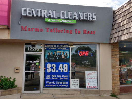 Dry Cleaner «Central Discount Cleaners», reviews and photos, 12230 Harlem Ave, Palos Heights, IL 60463, USA
