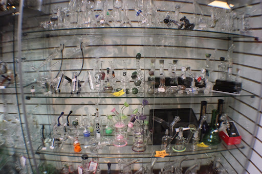 Tobacco Shop «1 Stop Smoke Shop», reviews and photos, 10103 Verree Rd, Philadelphia, PA 19116, USA