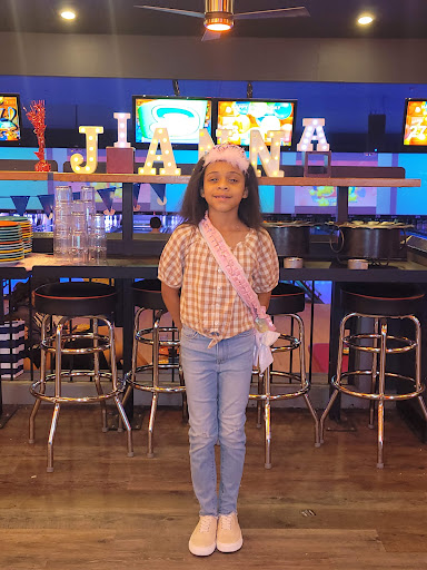 Bowling Alley «AMF Sheridan Lanes», reviews and photos, 199 E Jericho Turnpike, Mineola, NY 11501, USA