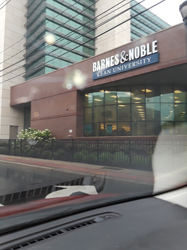 Book Store «Barnes & Noble», reviews and photos, 1040 Morris Ave, Union, NJ 07083, USA