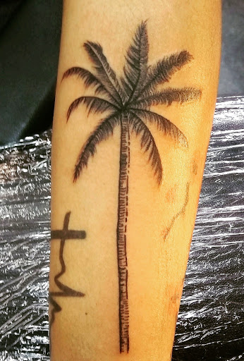 Tattoo Shop «Ink Spot Tattoo - Lakeland Square Mall», reviews and photos, 3800 US Hwy 98 N, Lakeland, FL 33809, USA