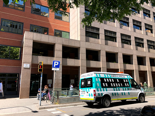Información y opiniones sobre Consultas Externas Hospital Clinic Barcelona de Barcelona