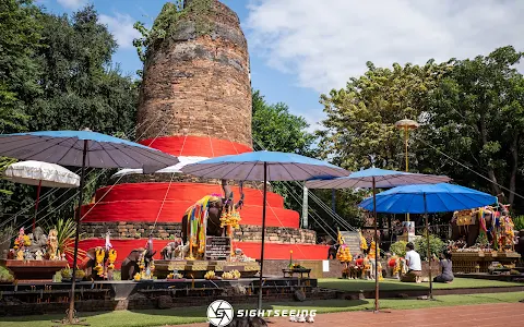 Ku Chang - War Elephant Memorial Shrine, Lamphun Town image