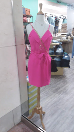 Shopping Mall «Hilltop Mall», reviews and photos, 5011 2nd Ave #56, Kearney, NE 68847, USA